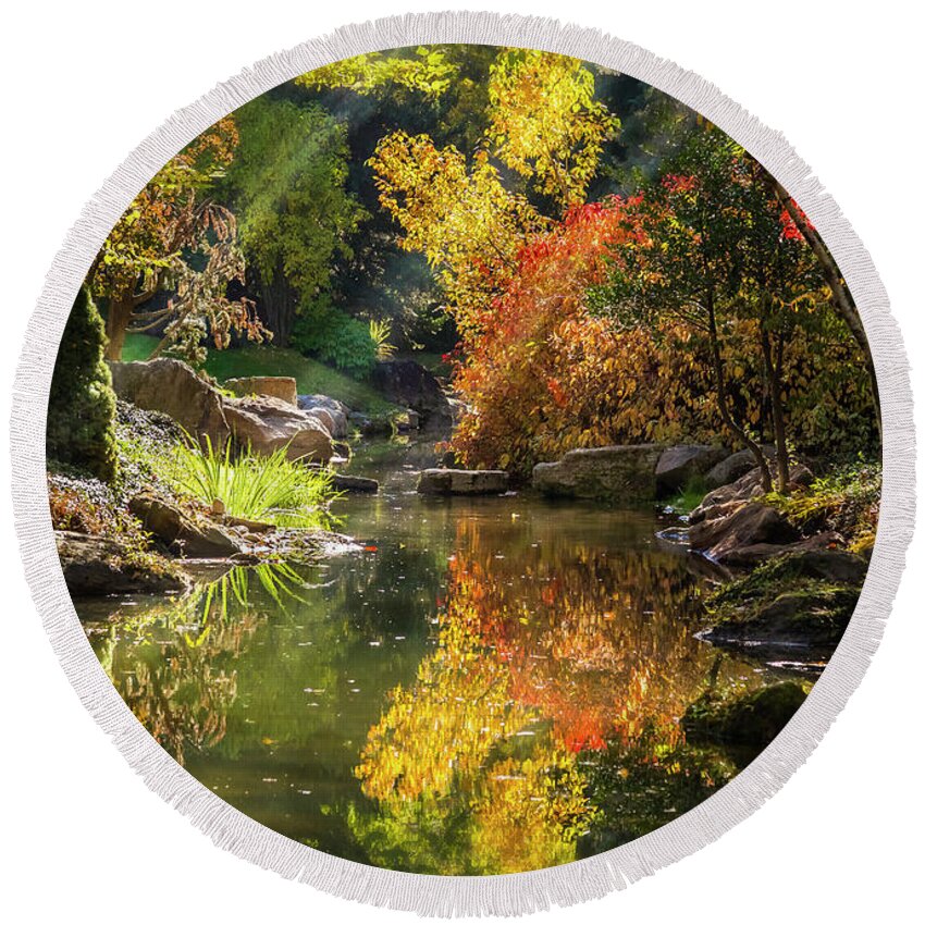 5dmkiv Round Beach Towel featuring the photograph Autumn Reflections by Mark Mille