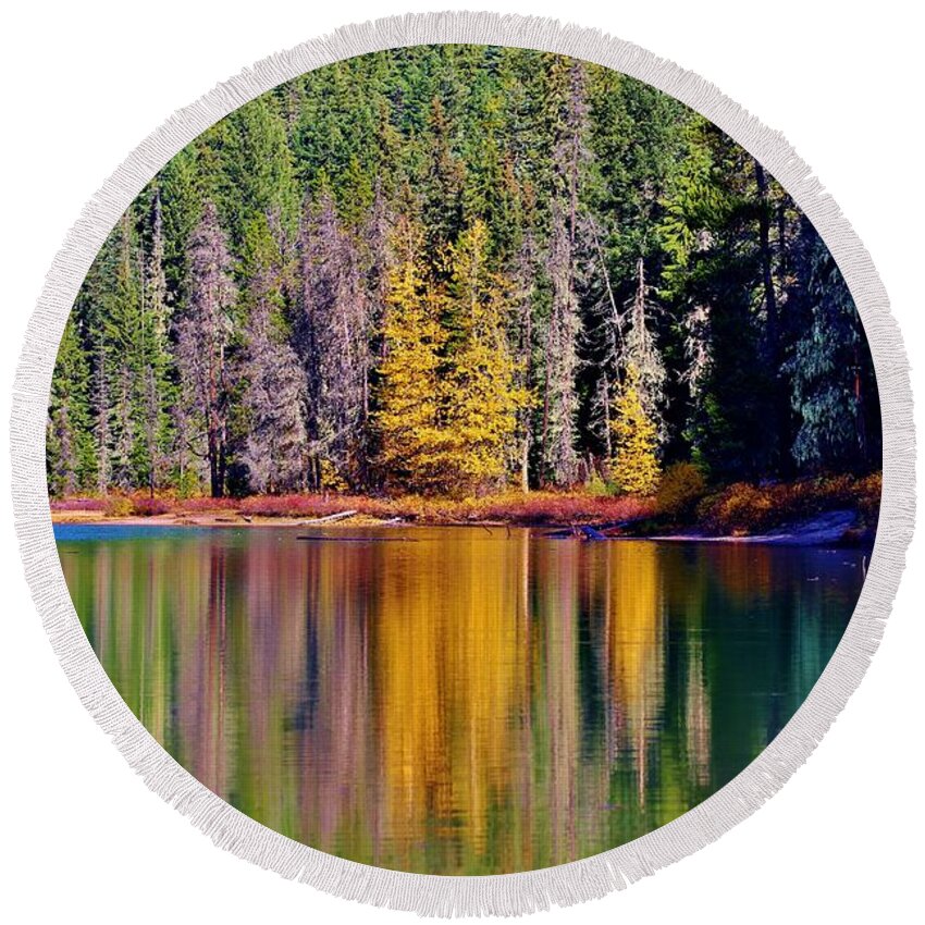 Landscape Round Beach Towel featuring the photograph autumns arrival on Frog Lake by Sheila Ping