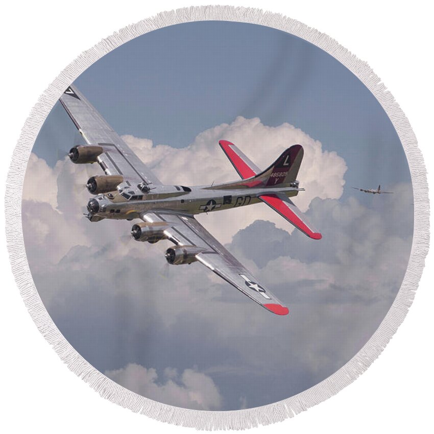 Aircraft Round Beach Towel featuring the photograph B17 - The Last lap by Pat Speirs