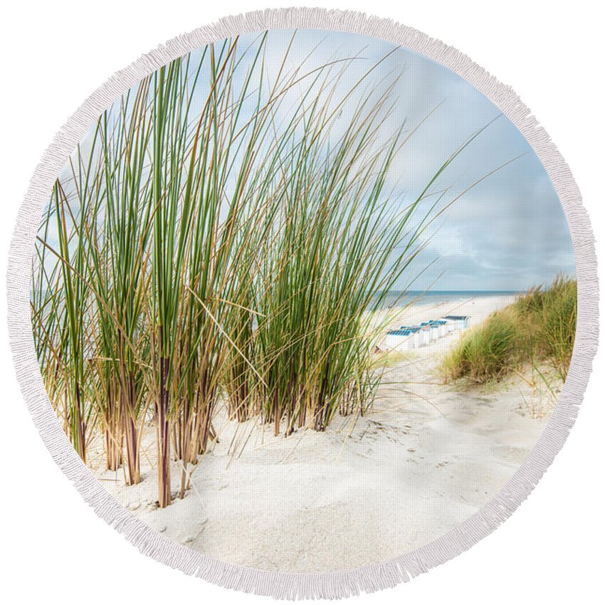 De Koog Round Beach Towel featuring the photograph Beach Scenery by Hannes Cmarits