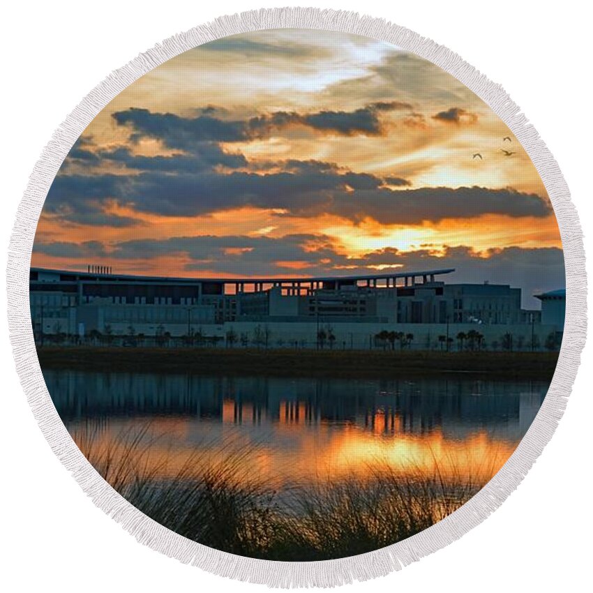 Sunset Round Beach Towel featuring the photograph After 5 by Carolyn Mickulas