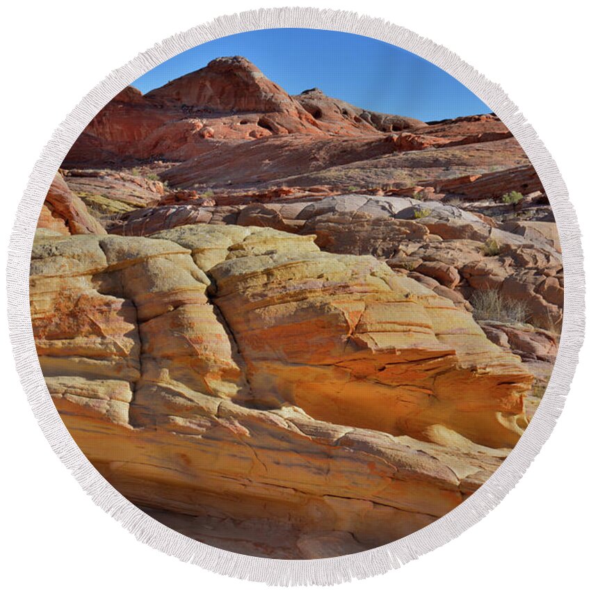 Valley Of Fire State Park Round Beach Towel featuring the photograph Beautiful Wash 3 of Valley of Fire State Park by Ray Mathis