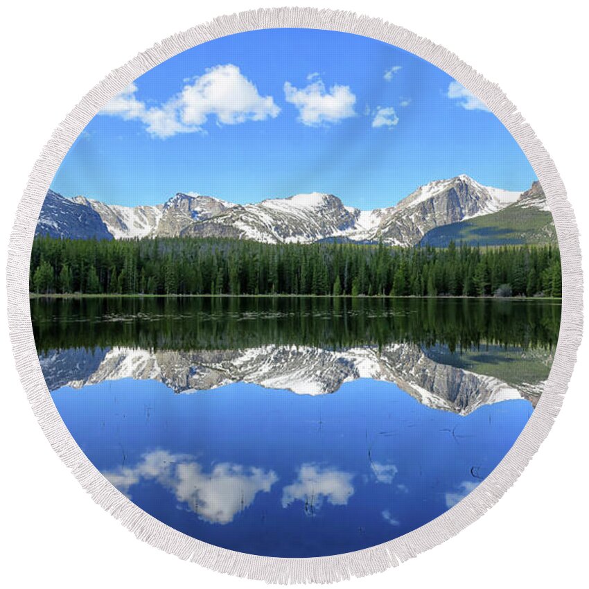 Bierstadt Round Beach Towel featuring the photograph Bierstadt Lake in Rocky Mountain National Park by Ronda Kimbrow