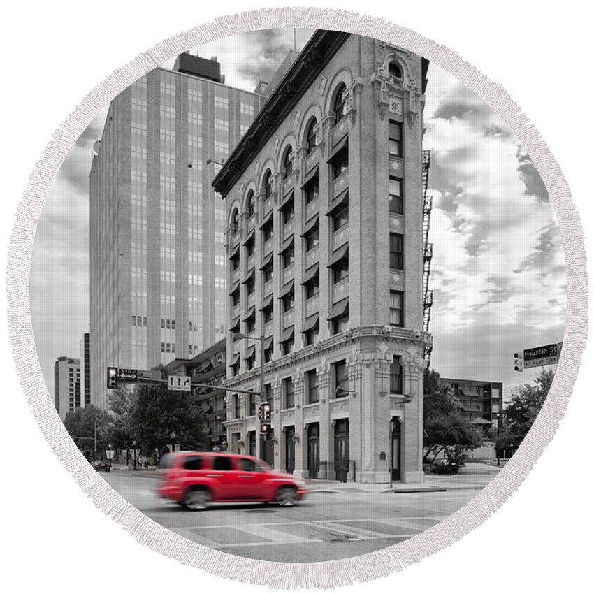 Downtown Round Beach Towel featuring the photograph Black and White Photograph of the Flatiron Building in Downtown Fort Worth - Texas by Silvio Ligutti