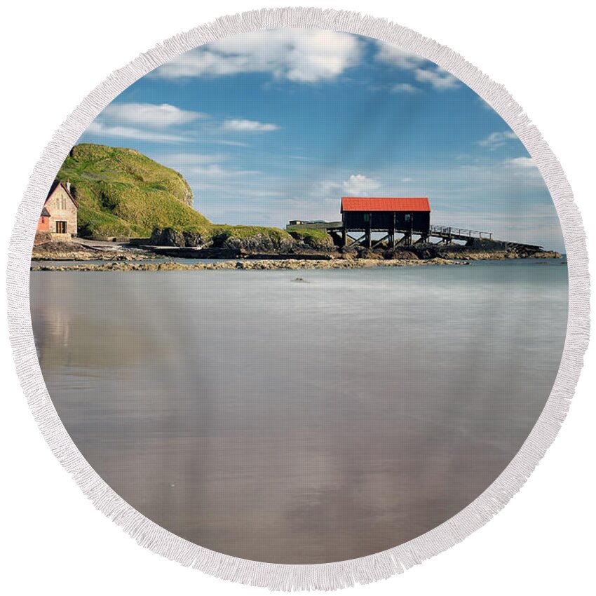 Dunaverty Rock Round Beach Towel featuring the photograph Boathouse Rock by Grant Glendinning