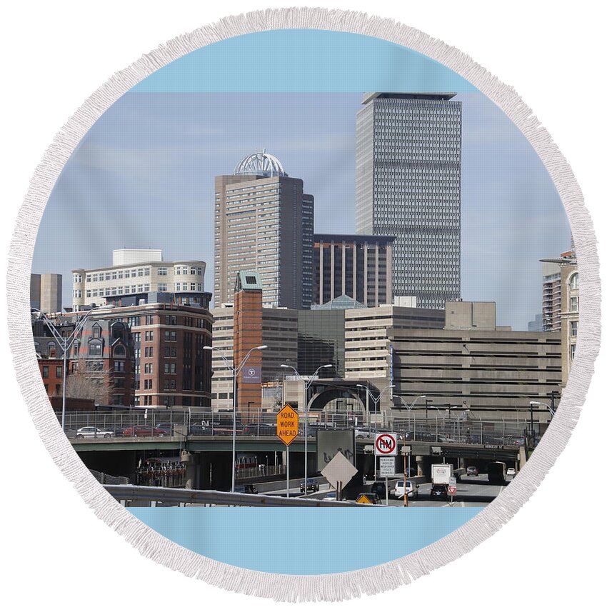 Horizontal Photo Round Beach Towel featuring the photograph Downtown Boston by Valerie Collins