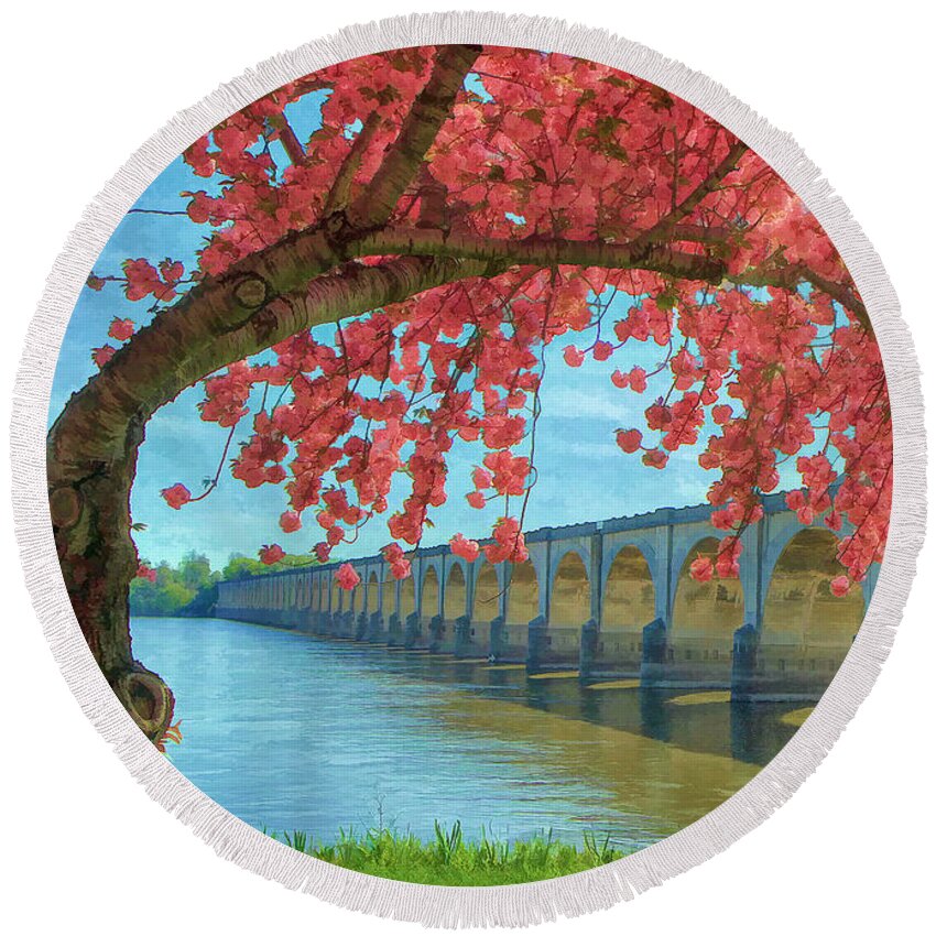 Riverfront Park Round Beach Towel featuring the photograph Beautiful Blossoms by Geoff Crego