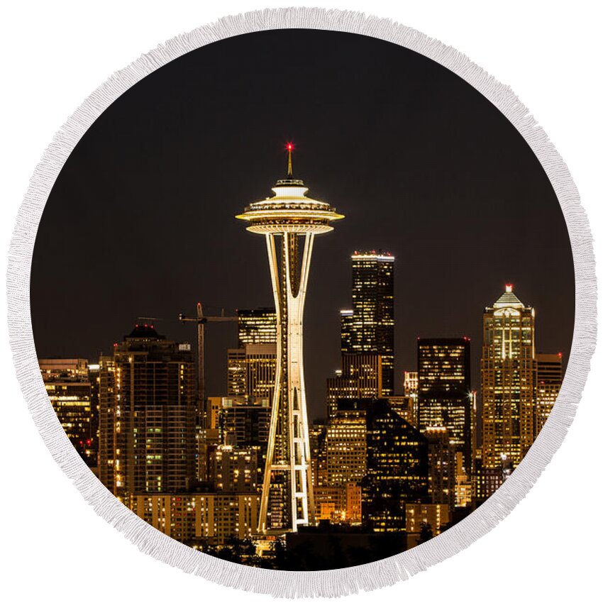 Seattle Round Beach Towel featuring the photograph Bright at Night.1 by E Faithe Lester