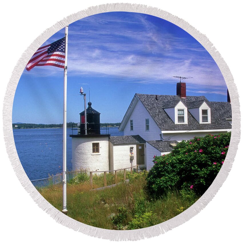 Lighthouse Round Beach Towel featuring the photograph Browns Head Lighthouse, Maine, USA by Kevin Shields