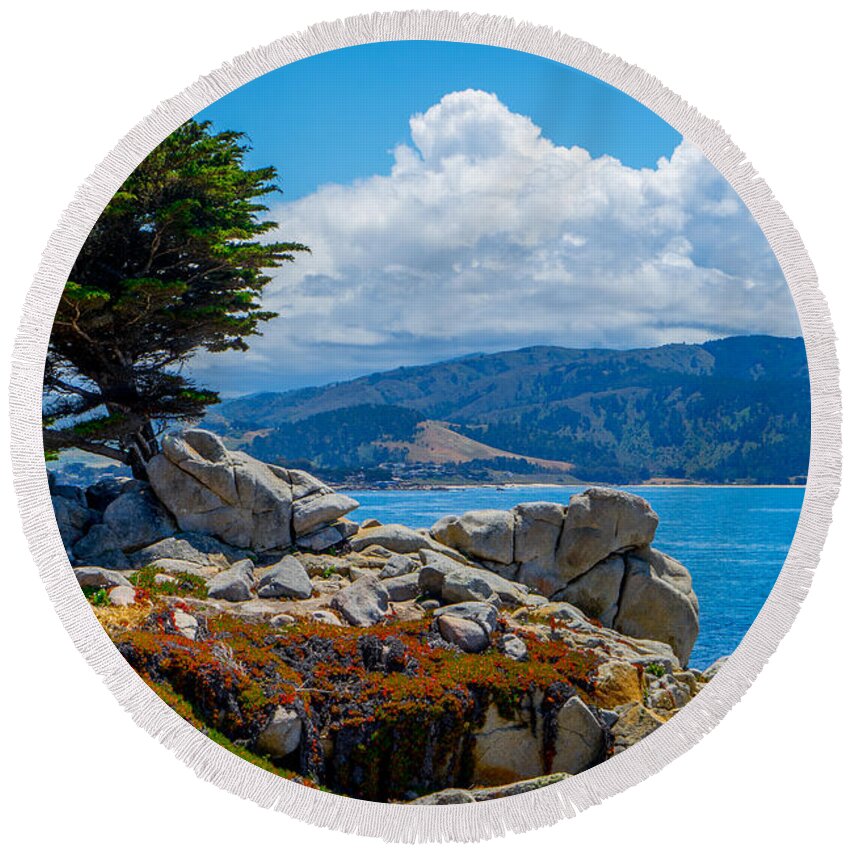 Monterey Round Beach Towel featuring the photograph By the Sea by Derek Dean