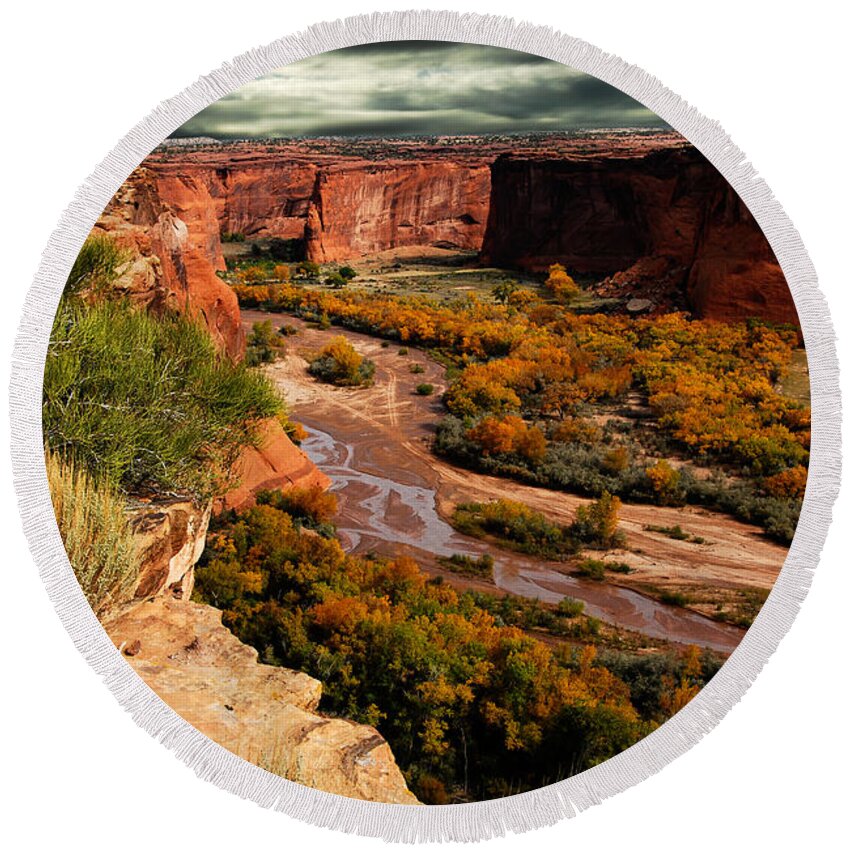 Canyon De Chelly Round Beach Towel featuring the photograph Canyon De Chelly by Harry Spitz