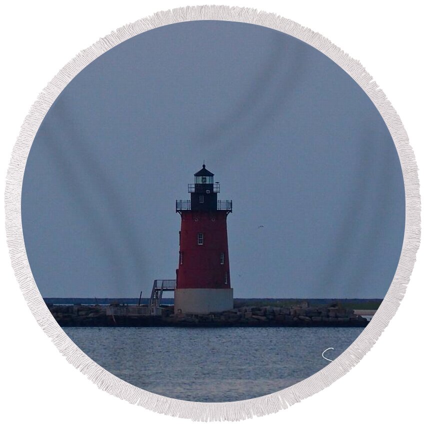 Lighthouse Round Beach Towel featuring the photograph Cape Henlopen Lighthouse by Shawn M Greener