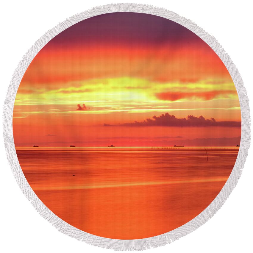 Sunset Round Beach Towel featuring the photograph Cargo Line by Nicole Lloyd