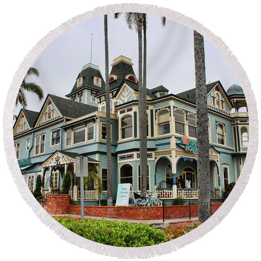 Victorian Round Beach Towel featuring the photograph Carlsbad Victorian Restaurant by Tommy Anderson