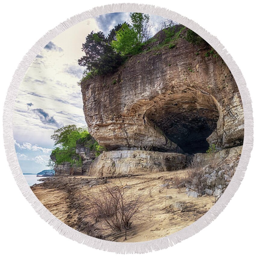 Cave In Rock Round Beach Towel featuring the photograph Cave In Rock by Susan Rissi Tregoning