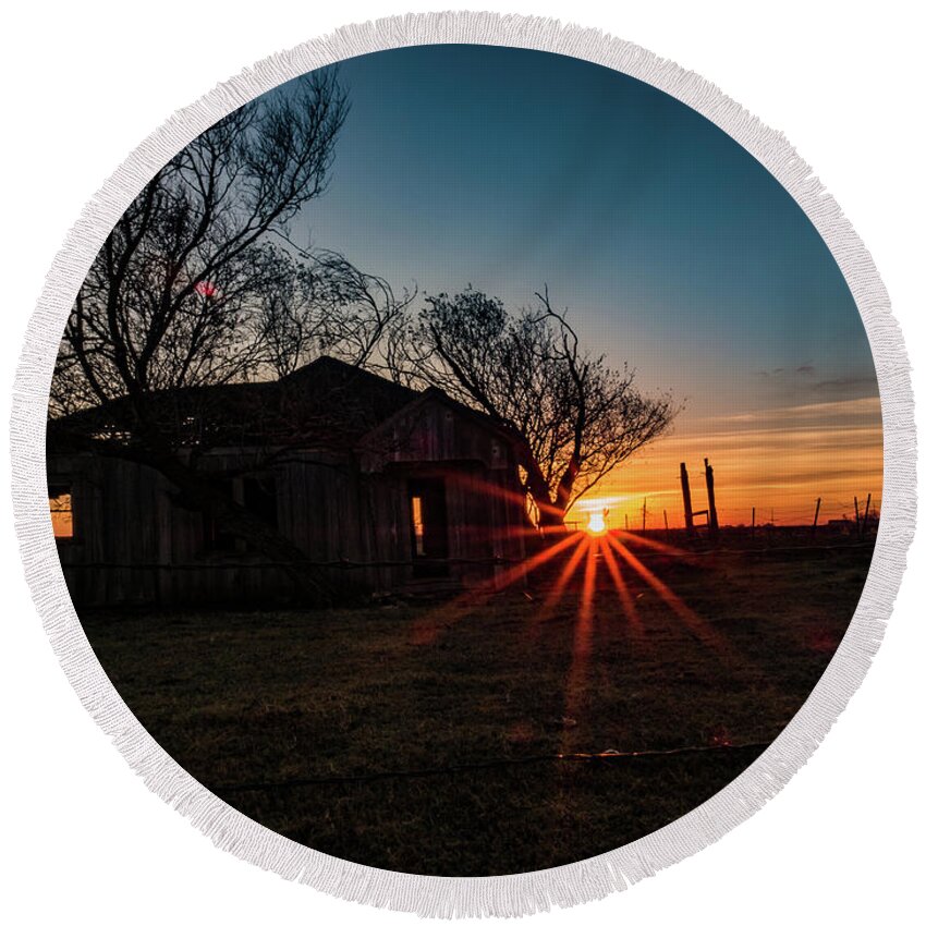 Sunrise Round Beach Towel featuring the photograph Central Texas Sunrise by Jerry Connally