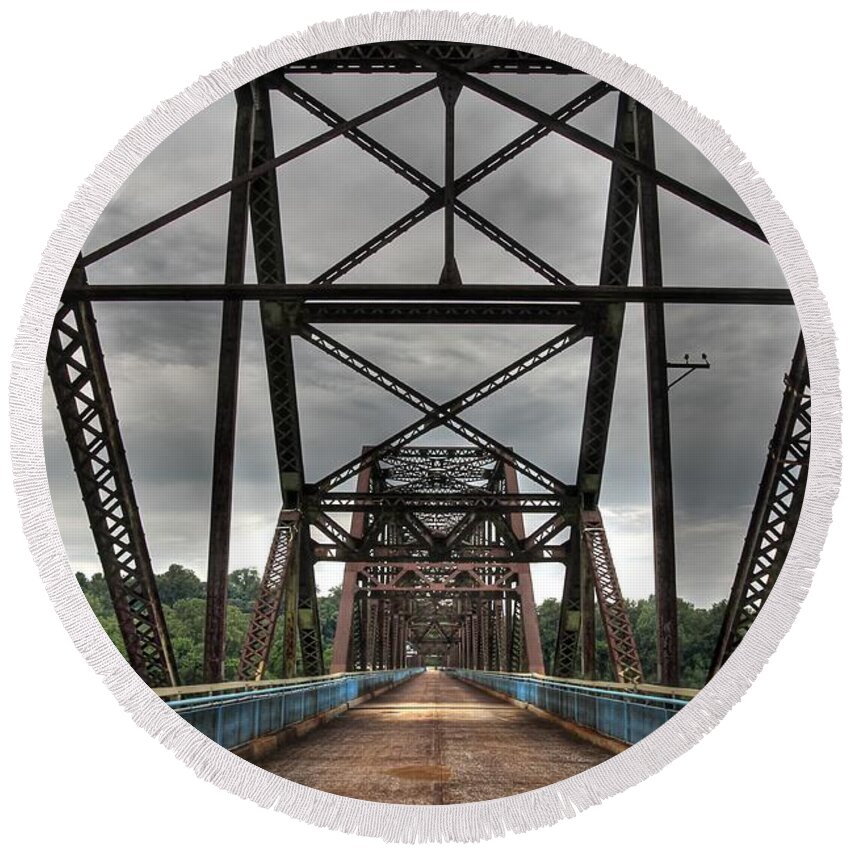 Chain Of Rocks Round Beach Towel featuring the photograph Chain of Rocks Bridge Route 66 by Jane Linders