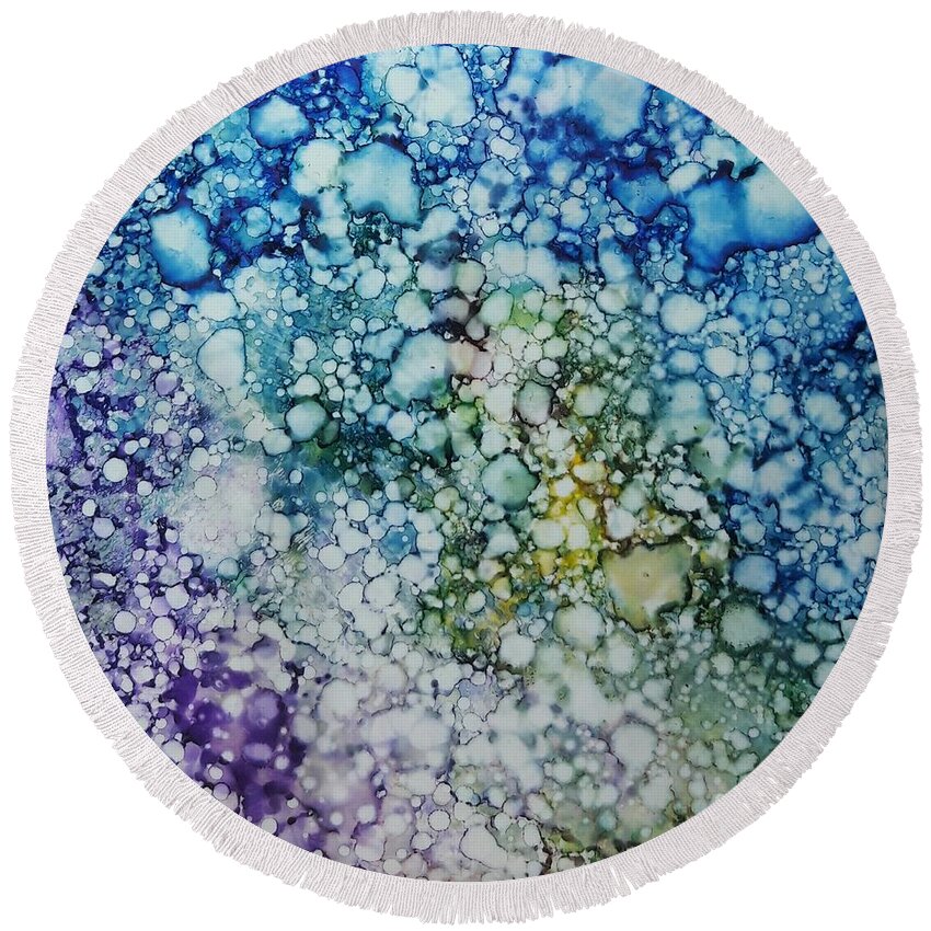 Alcohol Round Beach Towel featuring the painting Champagne Bubbles by Terri Mills