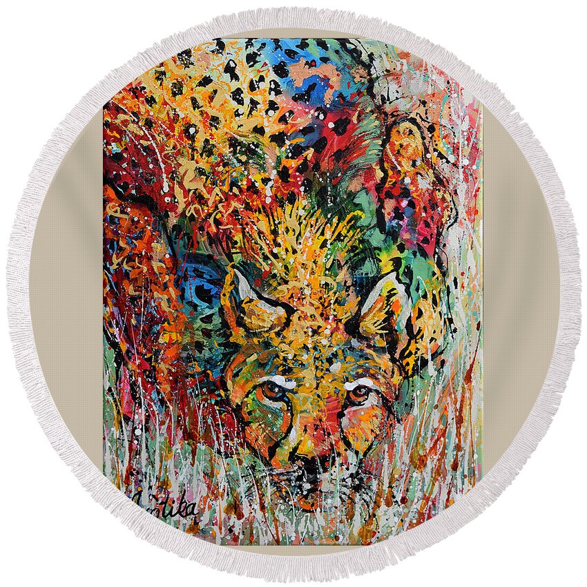 Cheetah Round Beach Towel featuring the painting Cheetah Stalking by Jyotika Shroff
