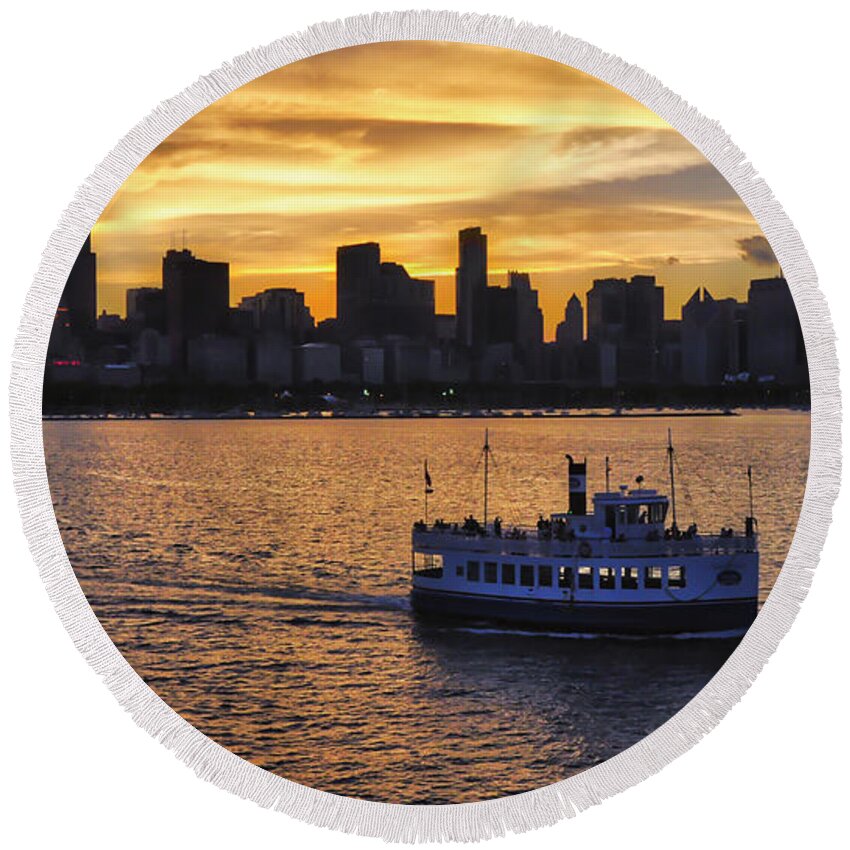 Chicago Round Beach Towel featuring the photograph Chicago Beauty by John Hansen