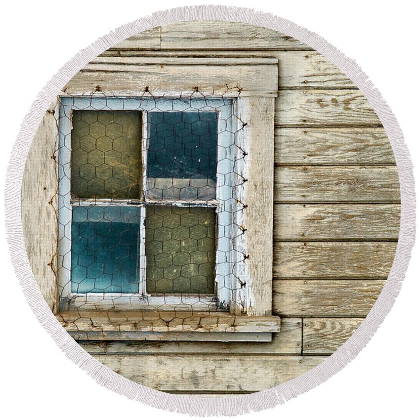 Barns Round Beach Towel featuring the photograph Chicken Wire Window by Paul DeRocker