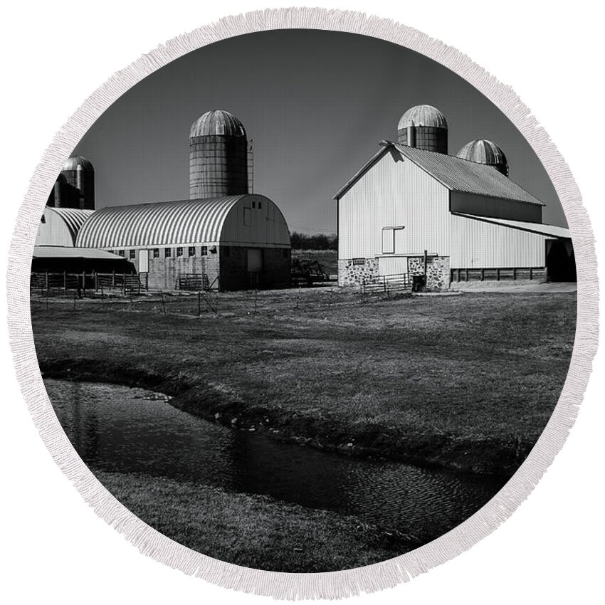 Black Round Beach Towel featuring the photograph Classic Wisconsin Farm by Viviana Nadowski