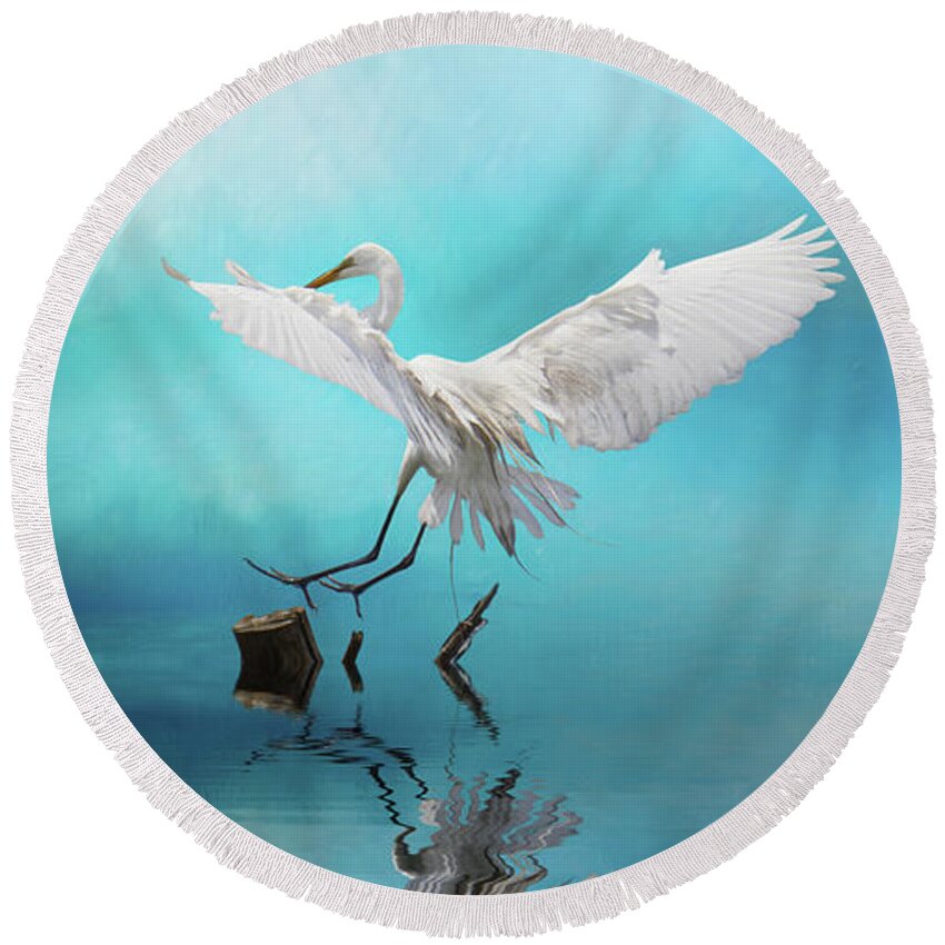Great Egret Round Beach Towel featuring the photograph Cleared to Land by Randall Allen