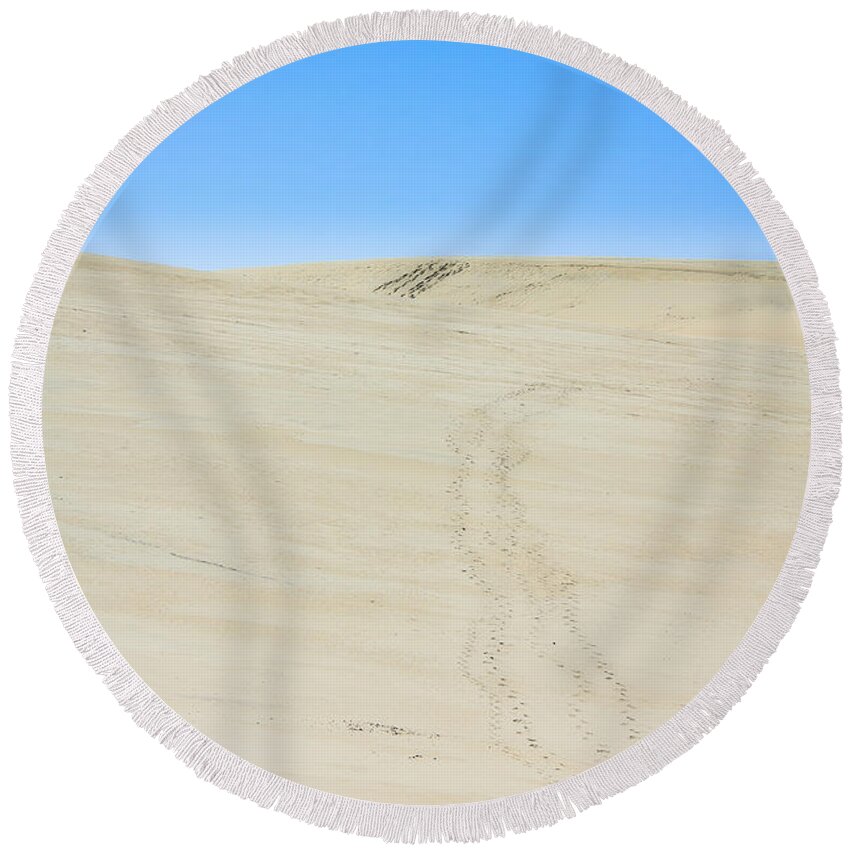 Dune Round Beach Towel featuring the photograph Climb the Dune by Joni Eskridge