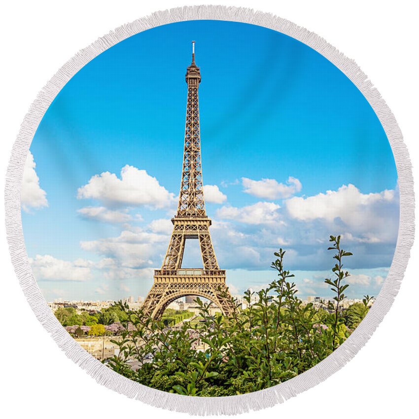 Eiffel Tower Round Beach Towel featuring the photograph Cloud 9 - Eiffel Tower - Paris, France by Melanie Alexandra Price