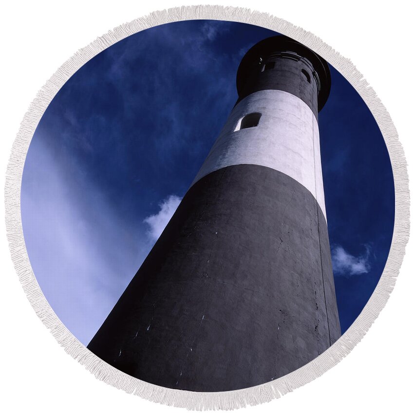 Landscape Lighthouse Fire Island Round Beach Towel featuring the photograph Cnrf0701 by Henry Butz