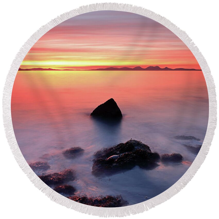 Sunset Round Beach Towel featuring the photograph Coastal Sunset Kintyre by Grant Glendinning