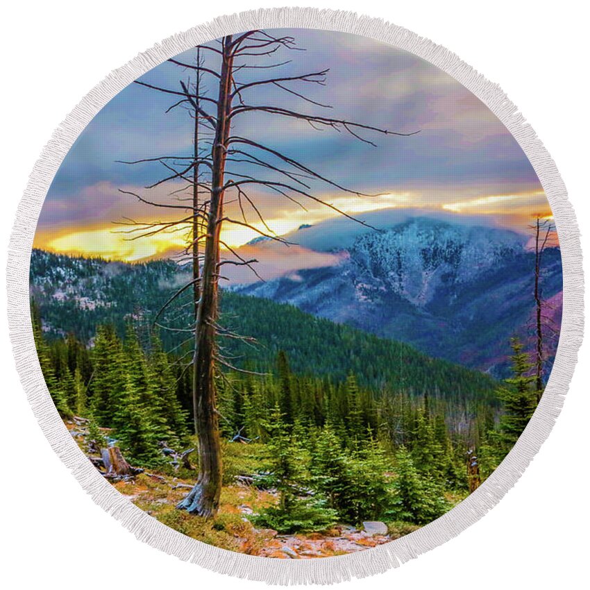 Landscape Round Beach Towel featuring the photograph Colorfull Morning by Jason Brooks