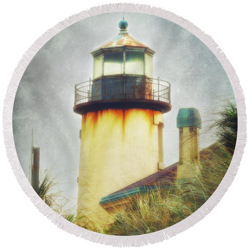 Bandon Round Beach Towel featuring the photograph Coquille Rust and Grass by Sylvia J Zarco