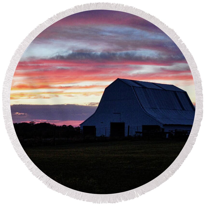 Country Sunset Round Beach Towel featuring the photograph Country Sunset by Cricket Hackmann