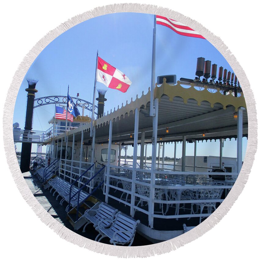 Paddlewheeler Round Beach Towel featuring the photograph Creole Queen by Randall Weidner