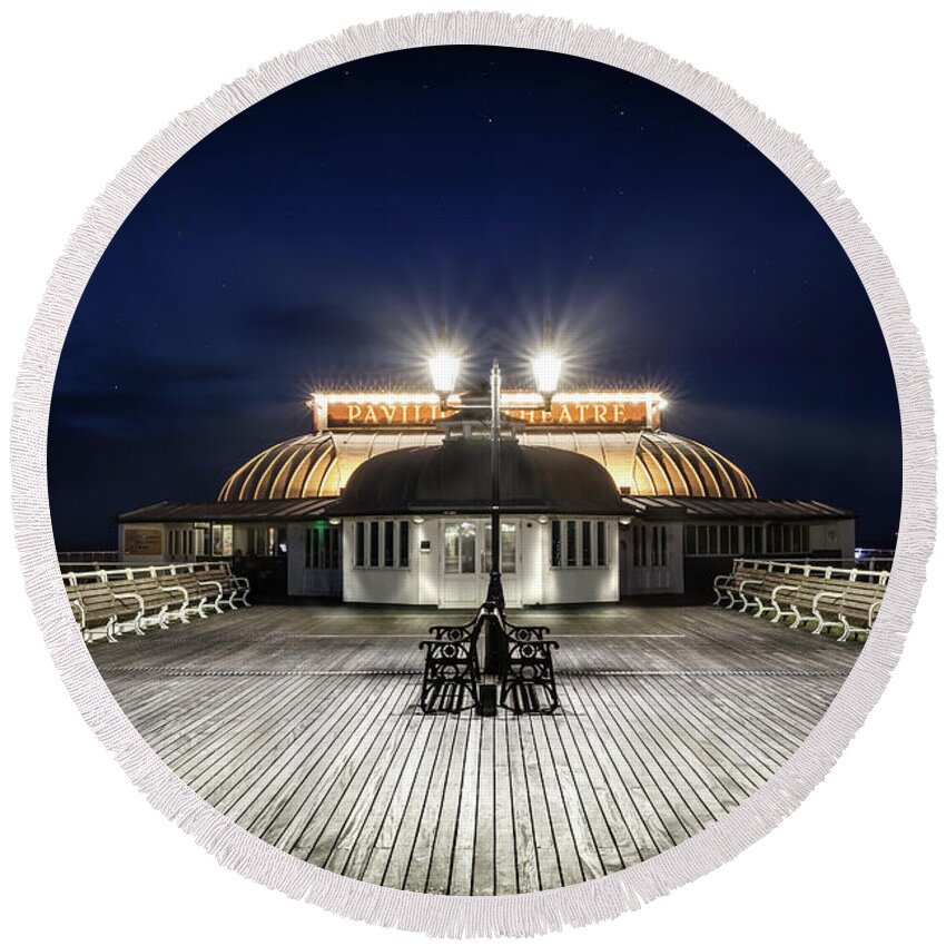 Pier Round Beach Towel featuring the photograph Cromer pier pavilion at night by Simon Bratt