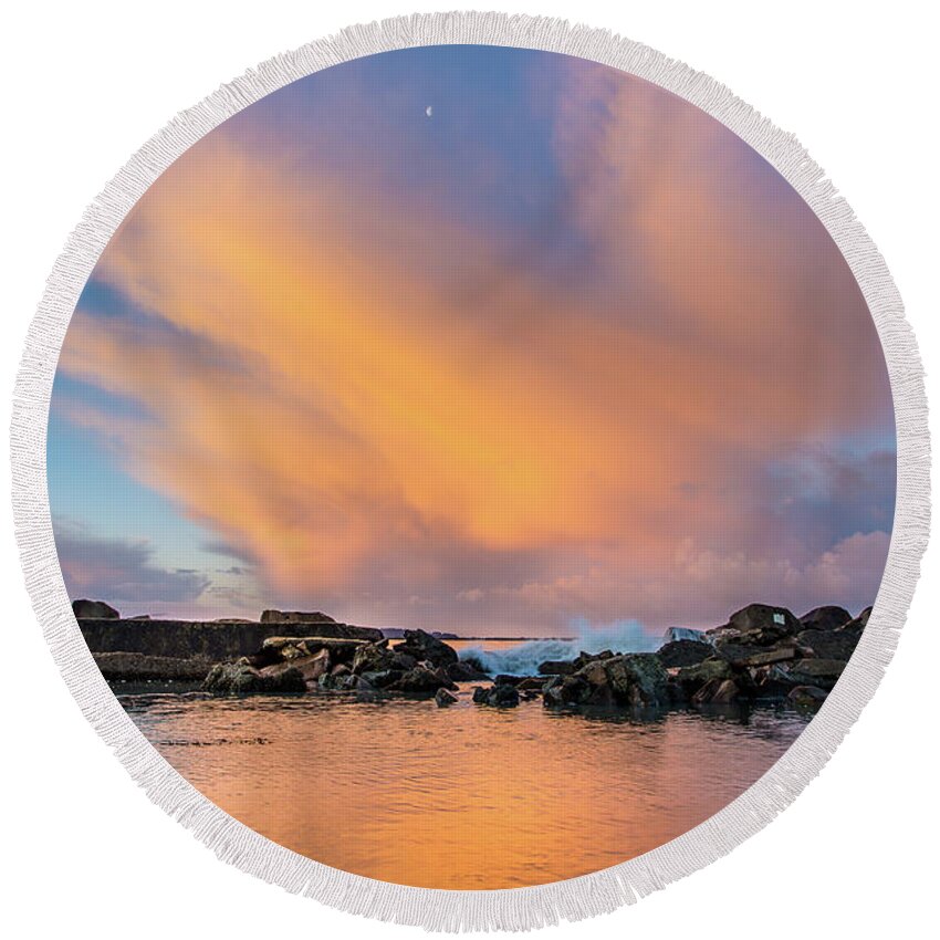 North Jetty Round Beach Towel featuring the photograph Dawn of Cloud at North Jetty by Greg Nyquist