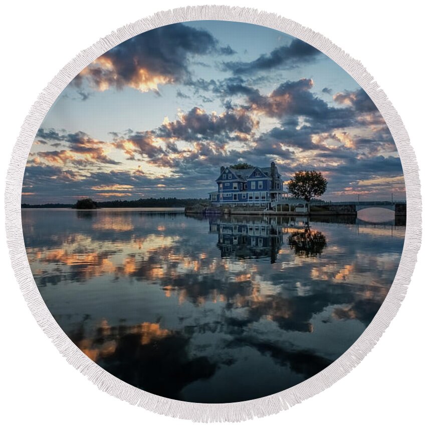 St Lawrence Seaway Round Beach Towel featuring the photograph Dawn On The River by Tom Singleton