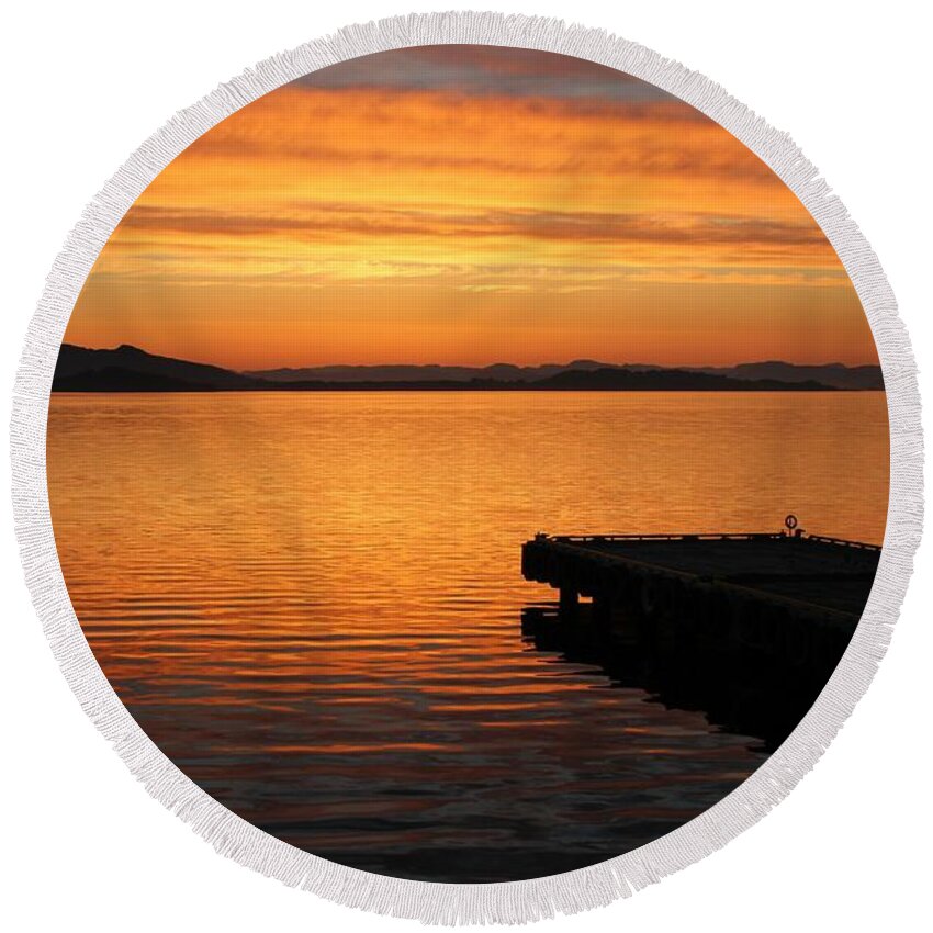 Dawn Round Beach Towel featuring the photograph Dawn on the water at Dusavik by Charles and Melisa Morrison