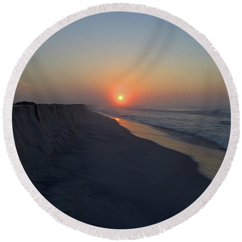 Seas Round Beach Towel featuring the photograph Dawning by Newwwman