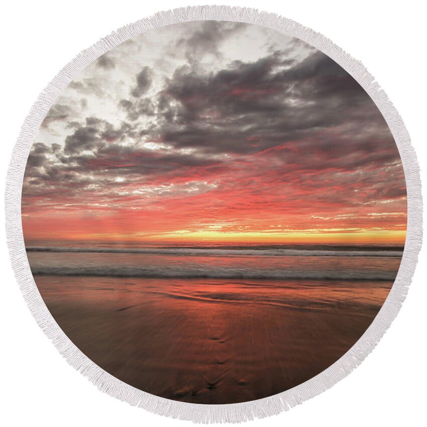Sunset Round Beach Towel featuring the photograph Delmar Beach San Diego Sunset img 1 by Bruce Pritchett