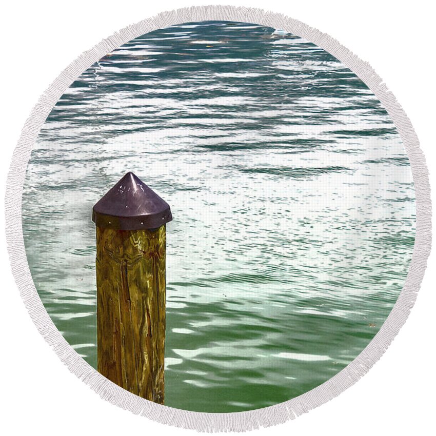 Water Round Beach Towel featuring the photograph Dock of the Bay by Roslyn Wilkins