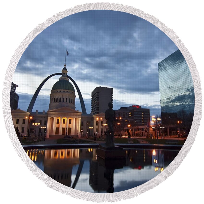 Gateway Arch Round Beach Towel featuring the photograph Downtown St. Louis at dawn by Sven Brogren