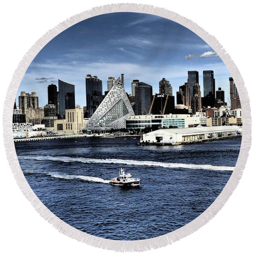 Dramatic Round Beach Towel featuring the photograph Dramatic New York City by Susan Jensen