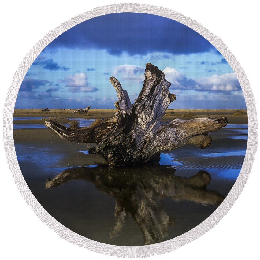 Beaches Round Beach Towel featuring the photograph Driftwood and Reflection by Robert Potts