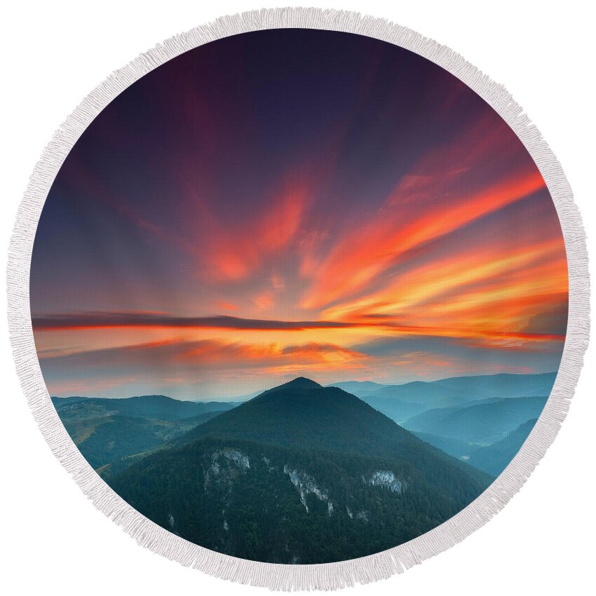 Mountain Round Beach Towel featuring the photograph Eagle Eye by Evgeni Dinev