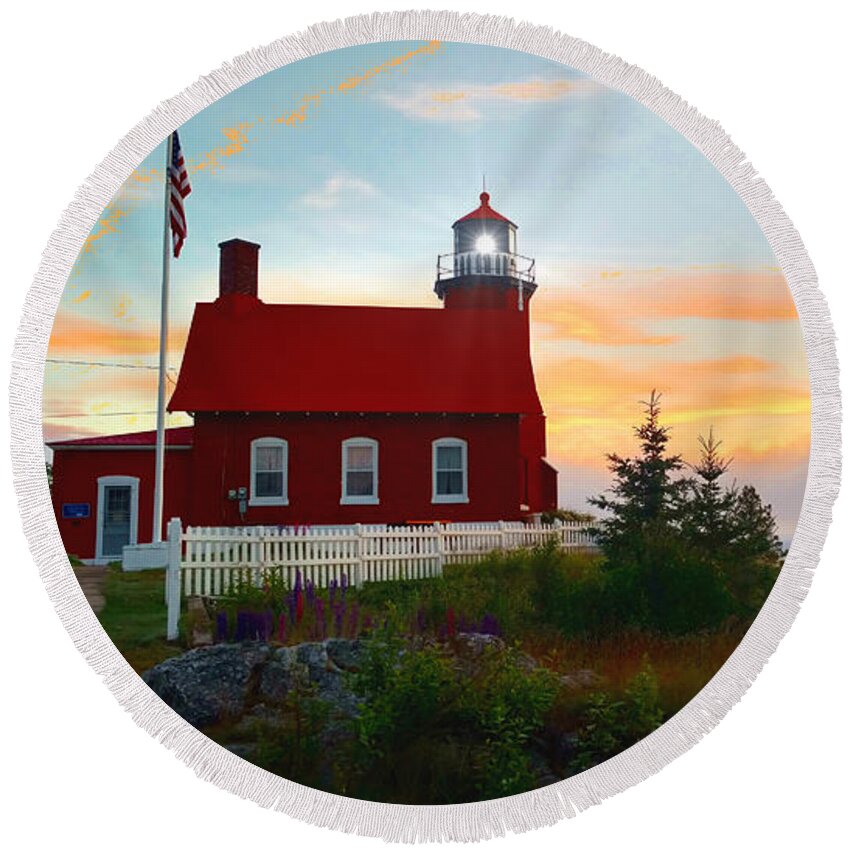 Lighthouse Round Beach Towel featuring the photograph Eagle Harbor Lighthouse on Lake Superior by Michael Rucker
