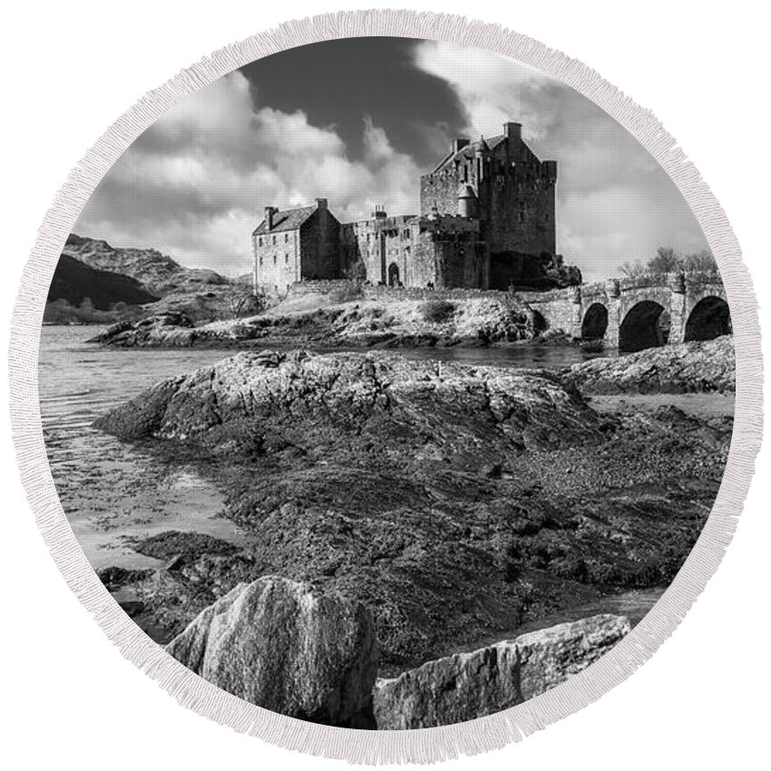 Eilean Donan Round Beach Towel featuring the photograph Eilean Donan Castle in black and white by Holly Ross