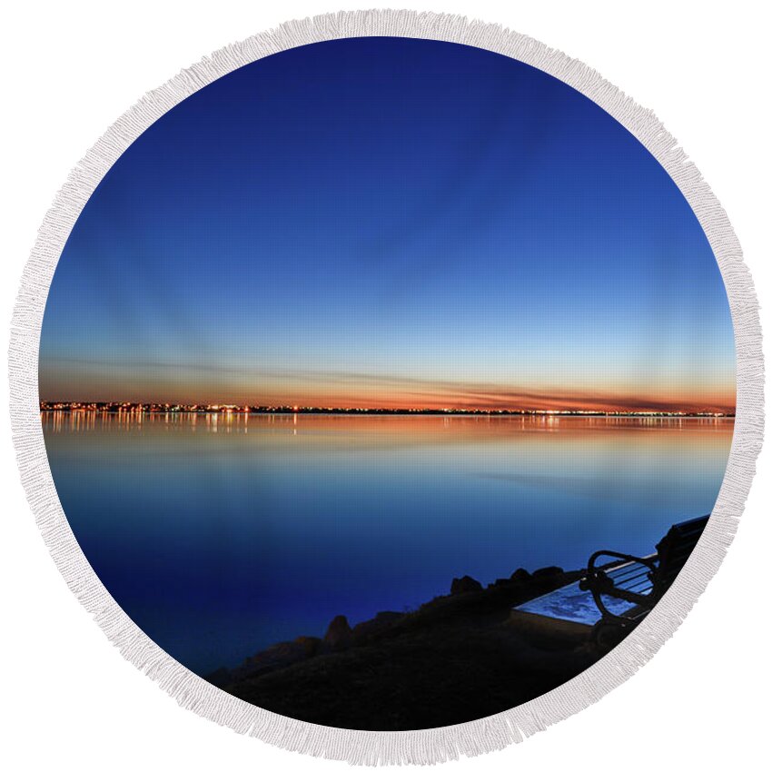 Sunset Round Beach Towel featuring the photograph Empty seat watching the moon by Paul Quinn