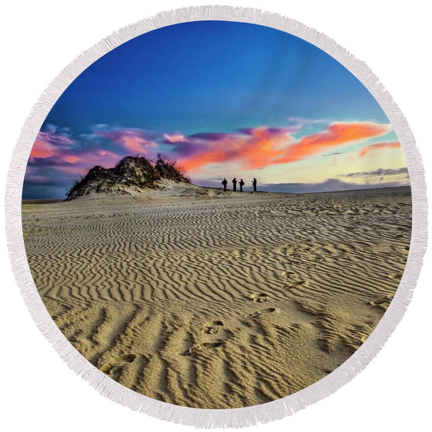 Landscapes Round Beach Towel featuring the photograph End of the Day by Donald Brown